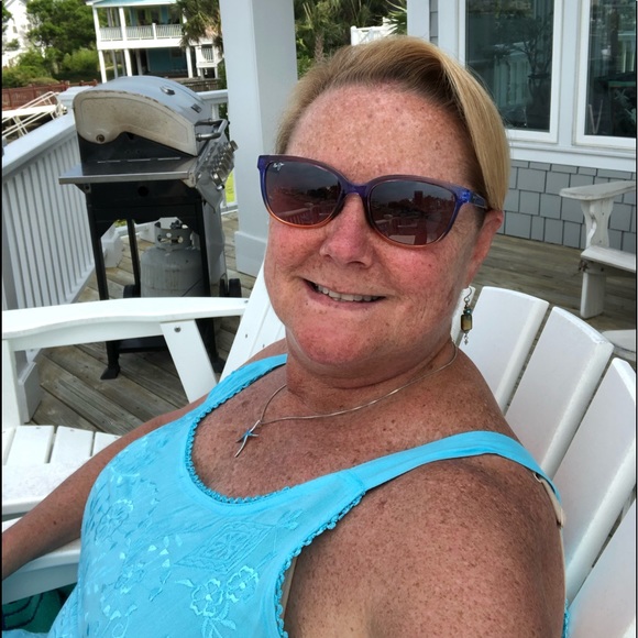 Meet your Posher, Keidrie - Picture 1 of 1